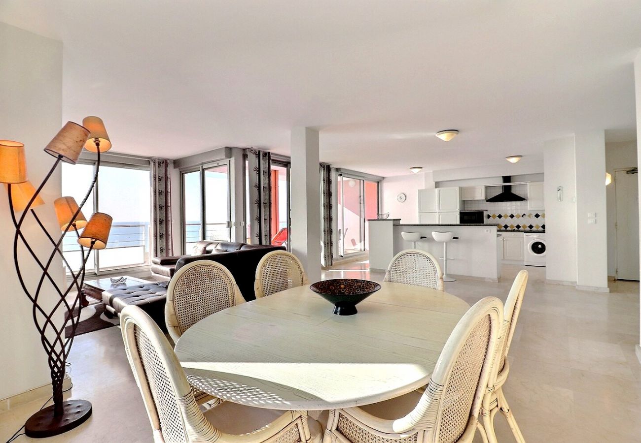 Appartement à Valras-Plage - Magnifique appartement en front de mer, idéal pour 6 personnes (ref 330444)
