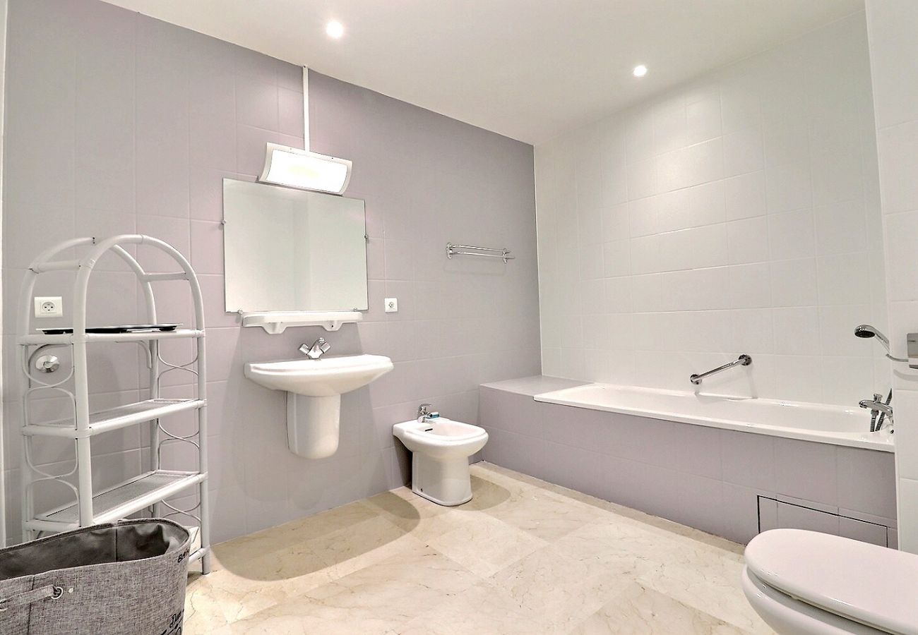 Appartement à Valras-Plage - Magnifique appartement en front de mer, idéal pour 6 personnes (ref 330444)