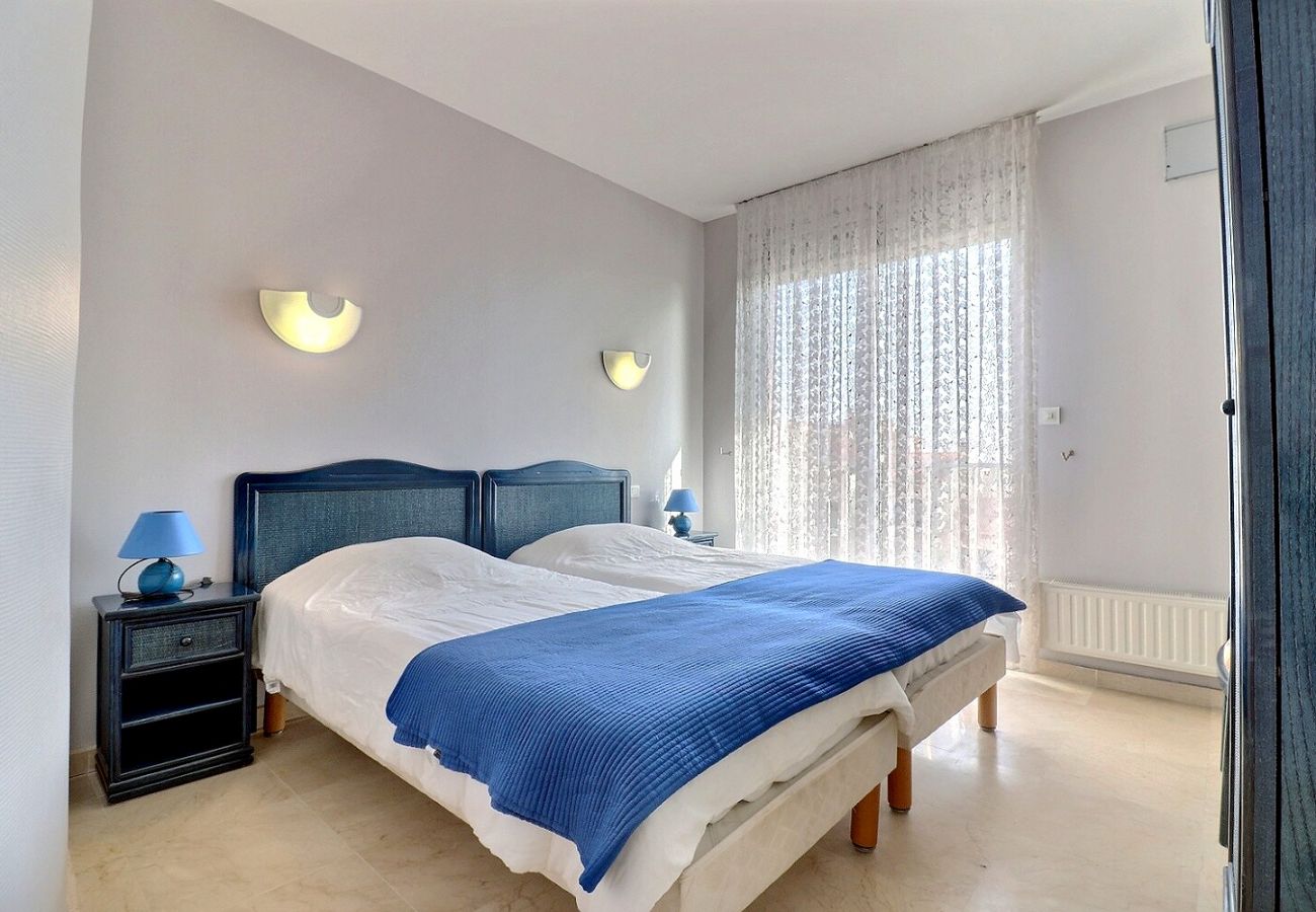 Appartement à Valras-Plage - Magnifique appartement en front de mer, idéal pour 6 personnes (ref 330444)