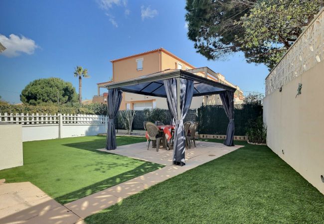  à Valras-Plage - Confortable pavillon avec jardin à 900m de la plage (ref 335990)