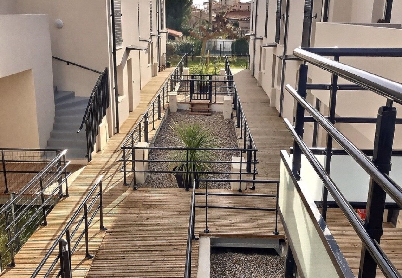 Maison à Sérignan - VILLA BIANCA - Coquet pavillon avec jardin et terrasse dans une résidence sécurisée à 500m de la mer (ref 336201)