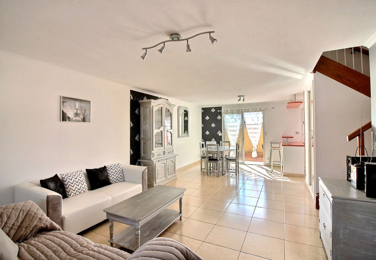 Maison à Valras-Plage - LES JARDINS DU LAMPARO - Spacieuse maison pour 6 personnes, proche mer et commerces (ref 337015)