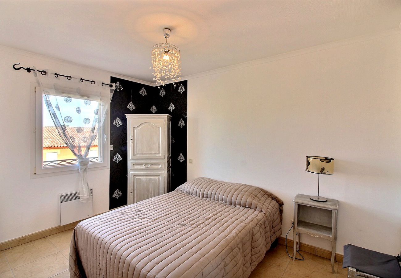 Maison à Valras-Plage - LES JARDINS DU LAMPARO - Spacieuse maison pour 6 personnes, proche mer et commerces (ref 337015)