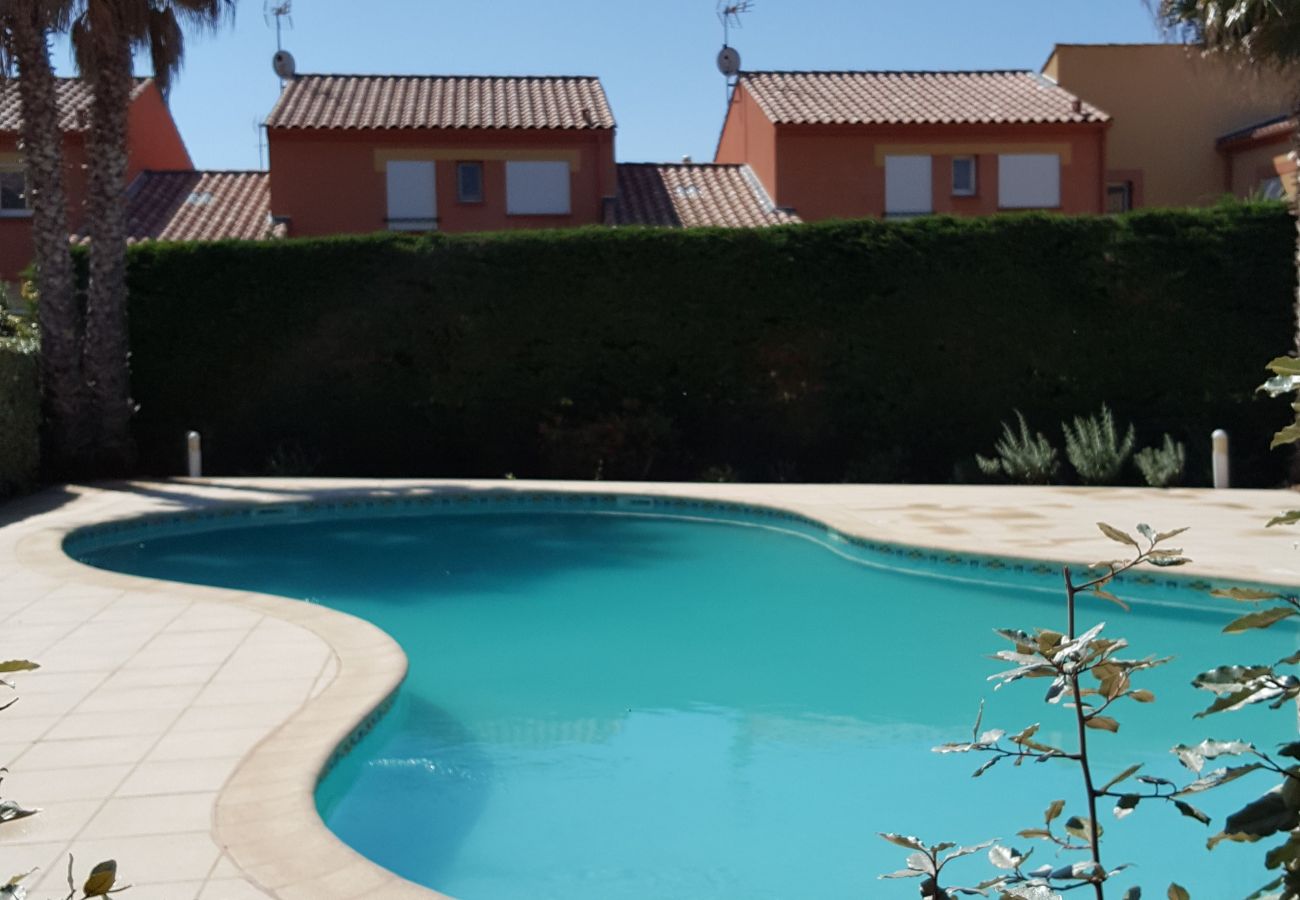 Maison à Valras-Plage - LES JARDINS DU LAMPARO - Spacieuse maison pour 6 personnes, proche mer et commerces (ref 337015)
