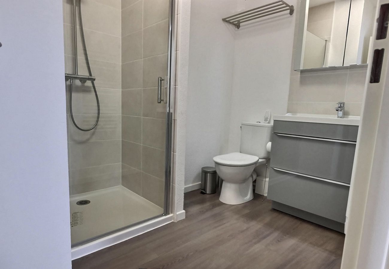 Villa à Sérignan - VILLA BIANCA - Spacieuse villa moderne à 500m de la plage dans une résidence (ref 337626)
