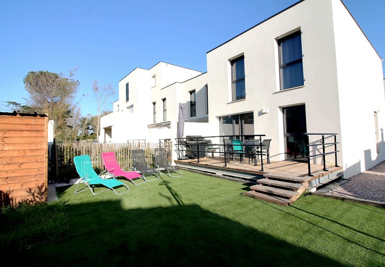Villa à Sérignan - Spacieux et confortable pavillon de 95m² avec jardin dans résidence à 500m de la mer (ref 337733)