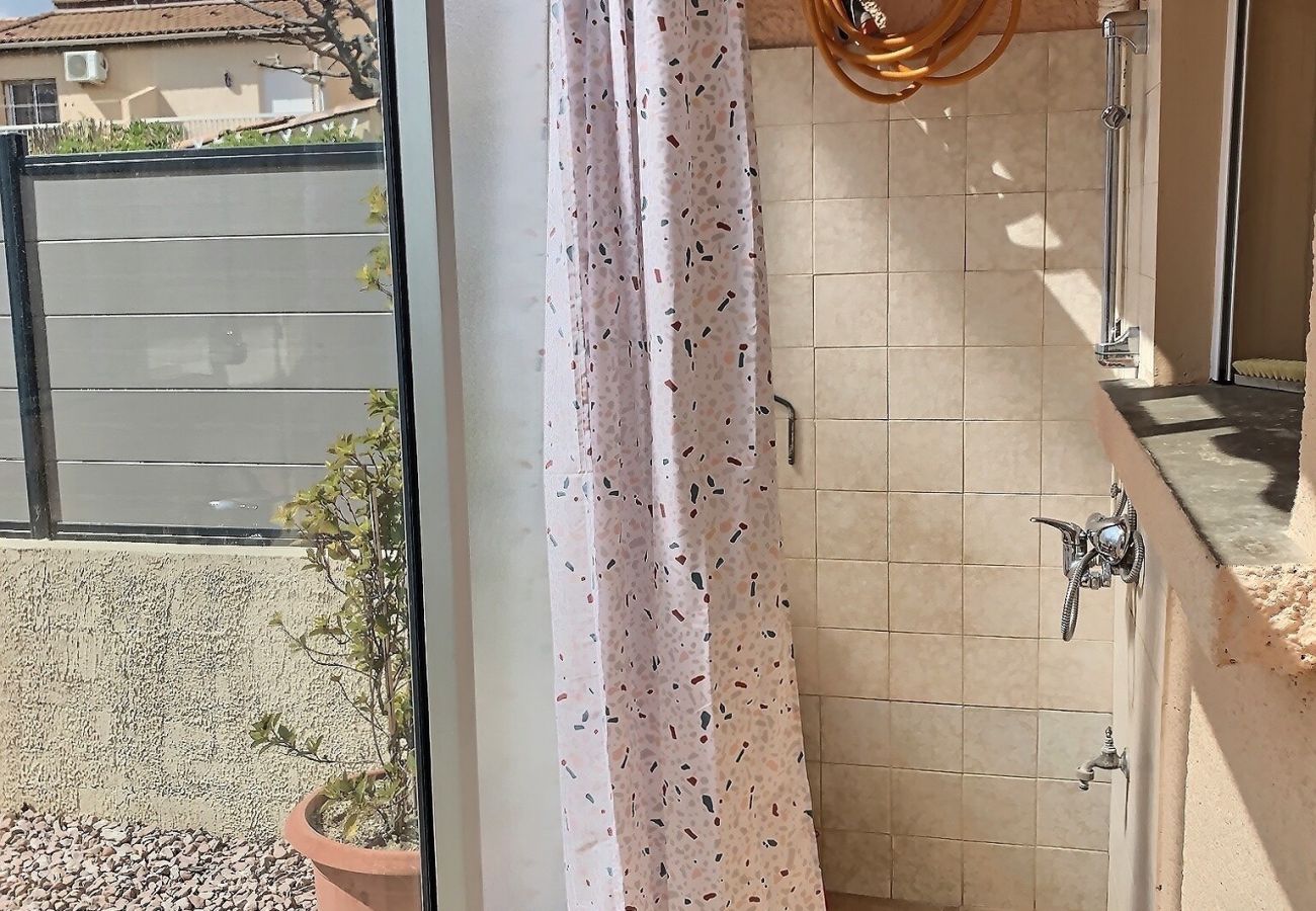 Maison à Valras-Plage - Coquette villa avec exterieur à 200m de la plage pour 6 pers (REF  337834)
