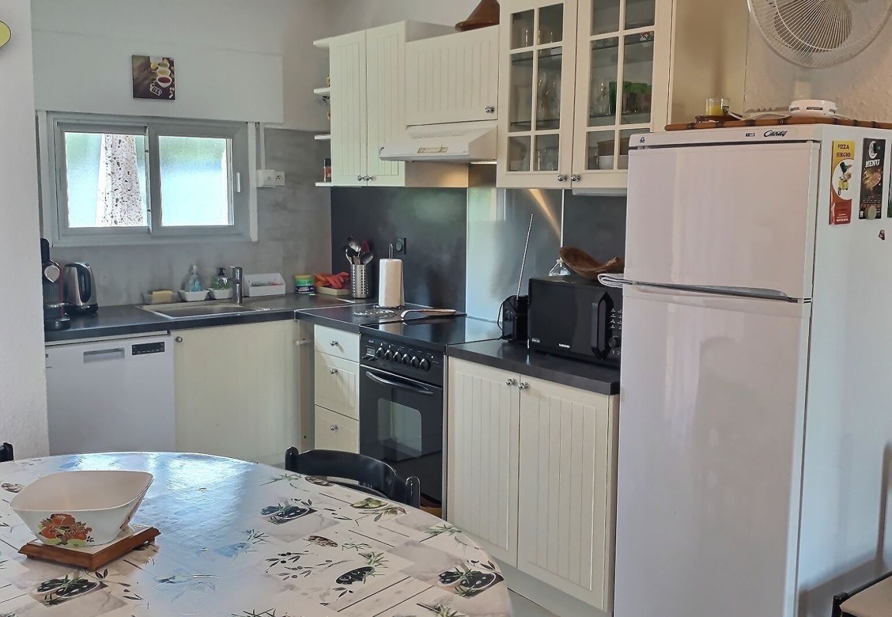 Maison à Valras-Plage - Coquette villa avec exterieur à 200m de la plage pour 6 pers (REF  337834)