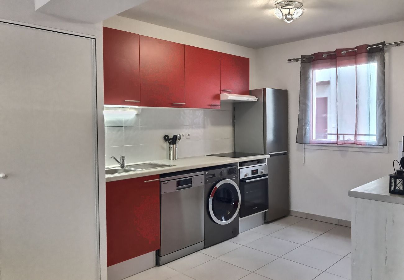 Villa à Sérignan - VILLA BIANCA - Confortable villa climatisée avec terrasse dans une résidence sécurisée pour 8 personnes (ref 337842)