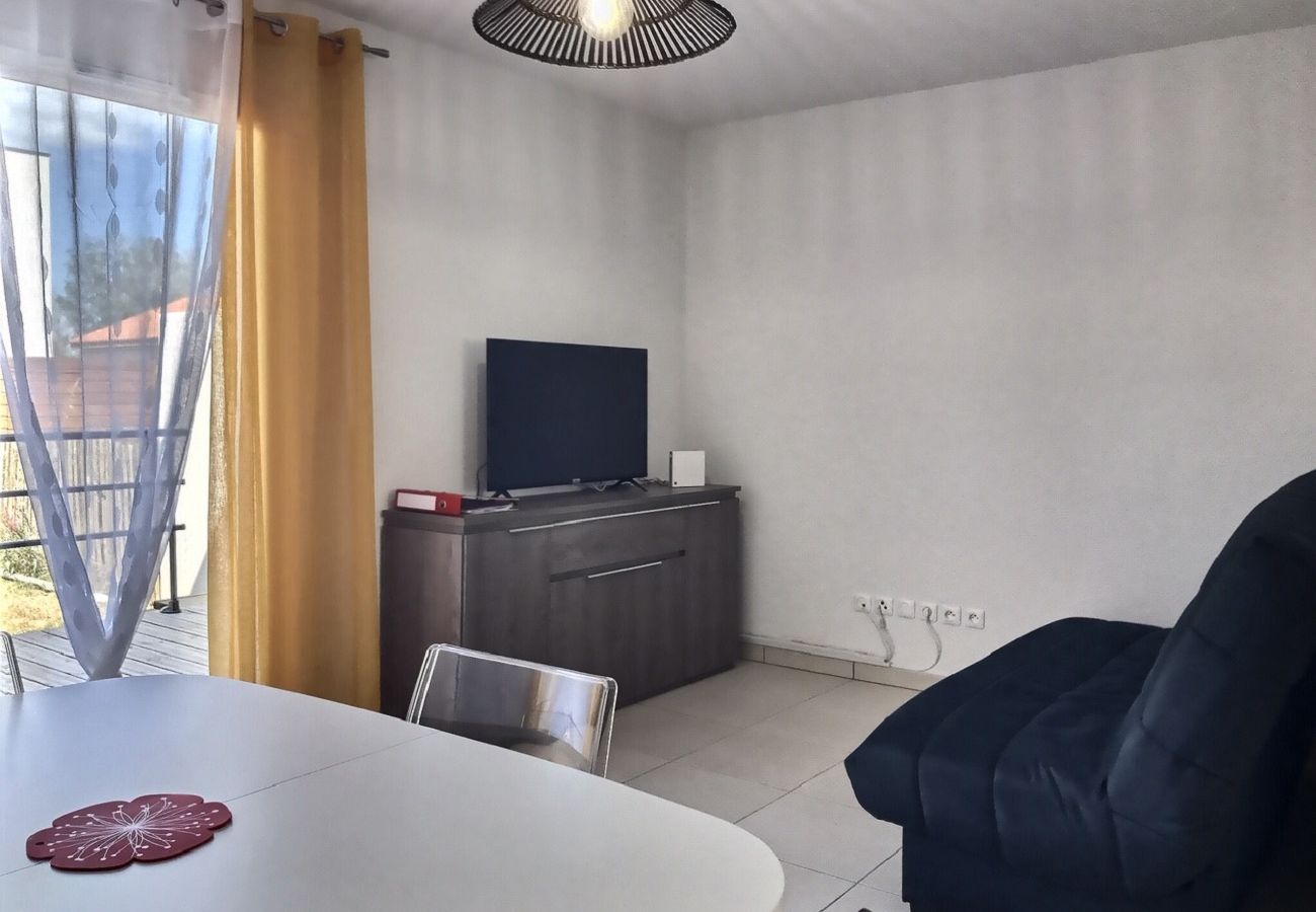 Villa à Sérignan - VILLA BIANCA - Villa moderne avec 2 chambres dans une résidence à 500m de la plage (ref 338034)