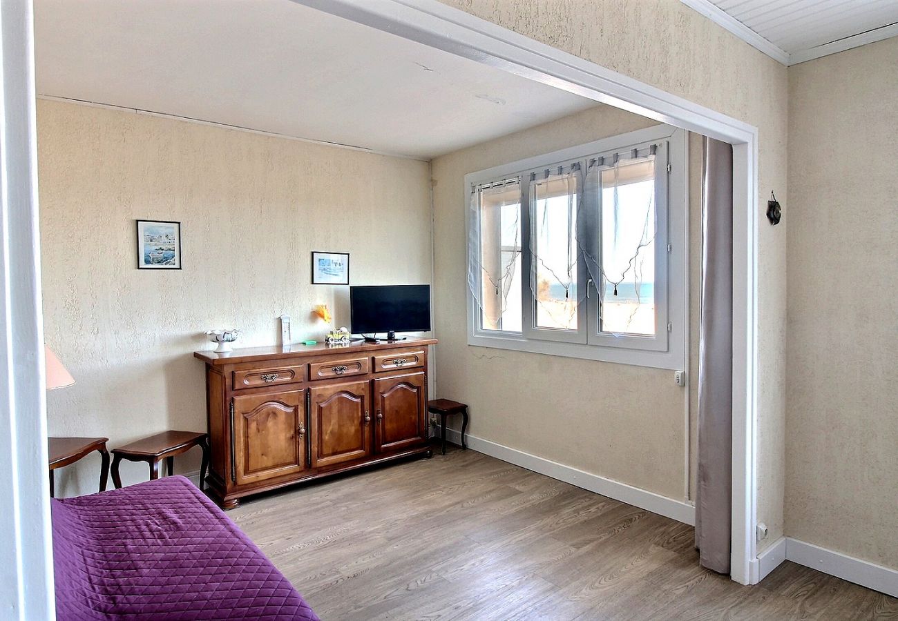 Appartement à Valras-Plage - Appartement confortable en front de mer pour 5 personnes (REF 341674)