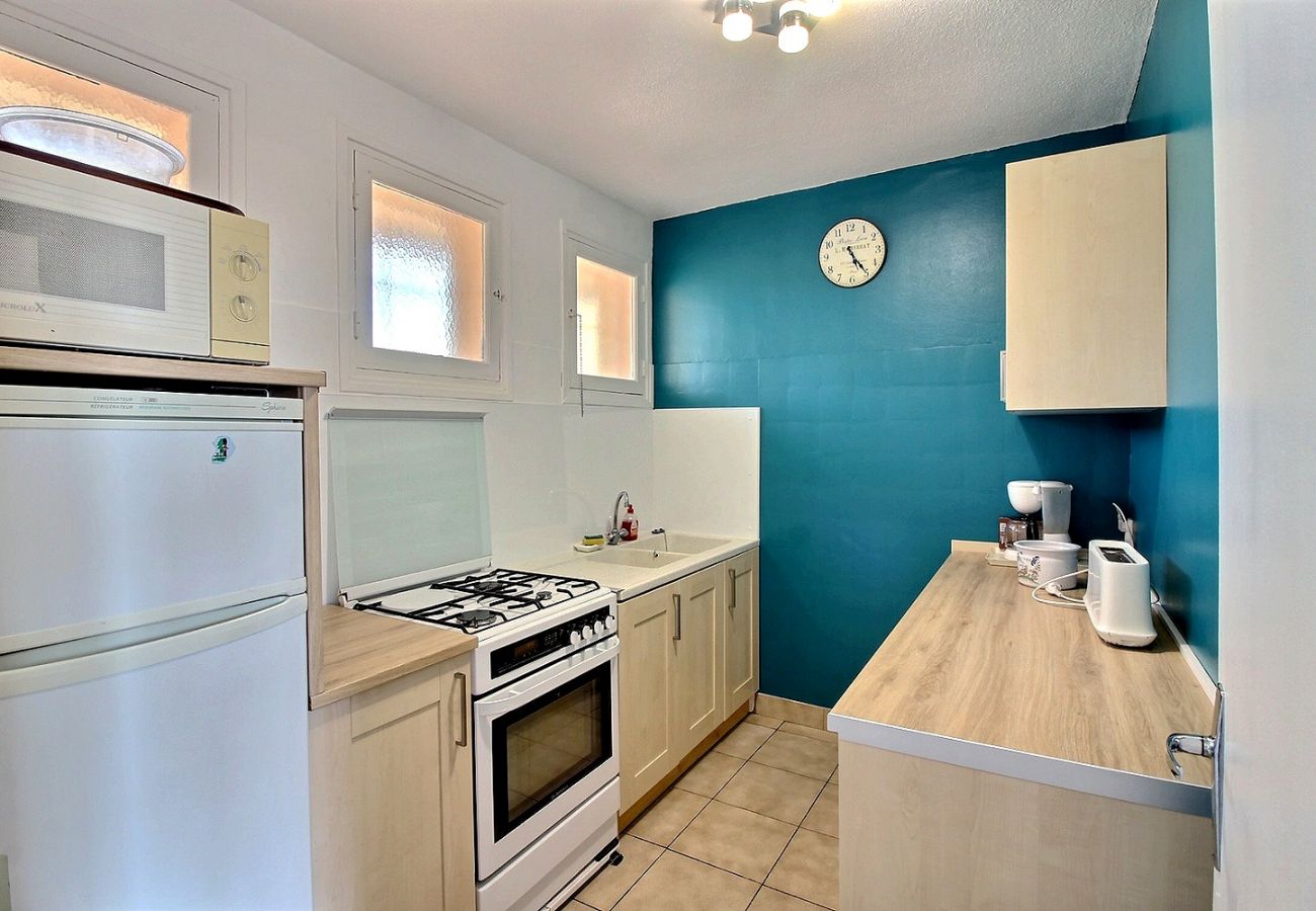 Appartement à Valras-Plage - Appartement confortable en front de mer pour 4 personnes (REF 341674)