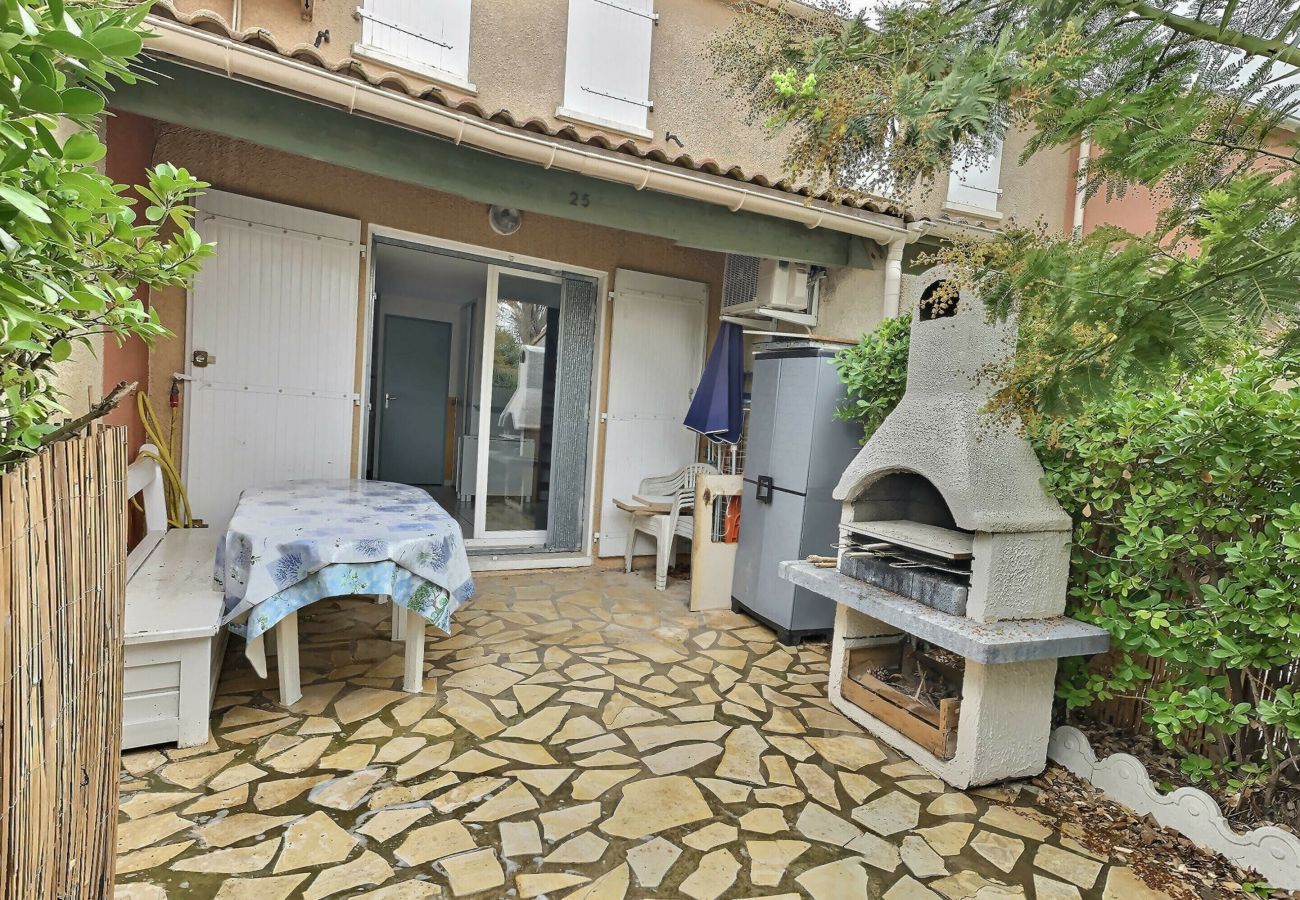 Villa à Valras-Plage - Pavillon familial dans une résidence avec piscine proche plage (ref 341115)