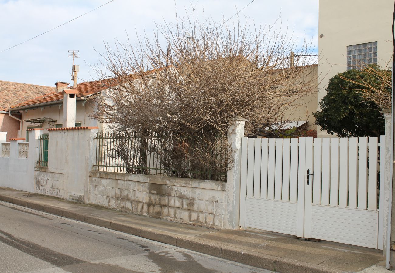 Villa à Valras-Plage - Maison indépendante avec jardin cloturé à 150m de la plage (ref 344013)