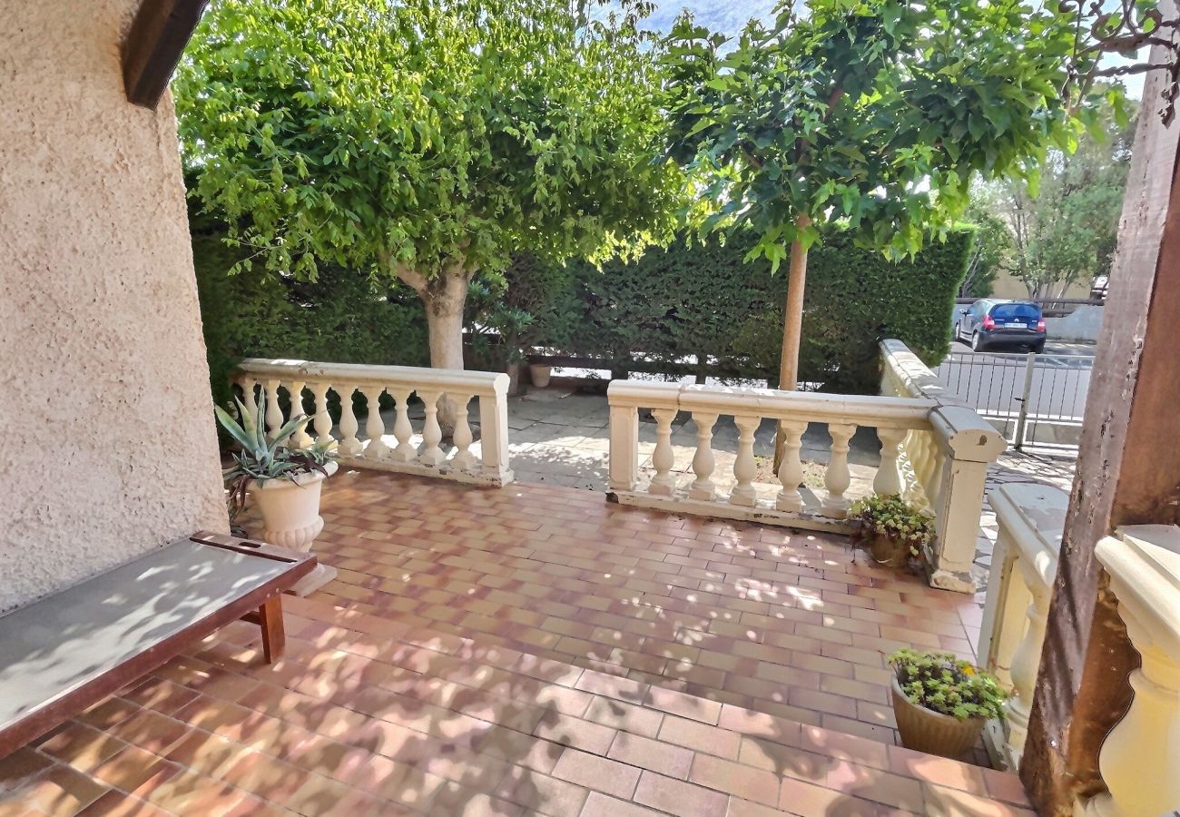 Maison à Vendres - Maison indépendante avec jardin à 900m de la plage ( ref 350678 )