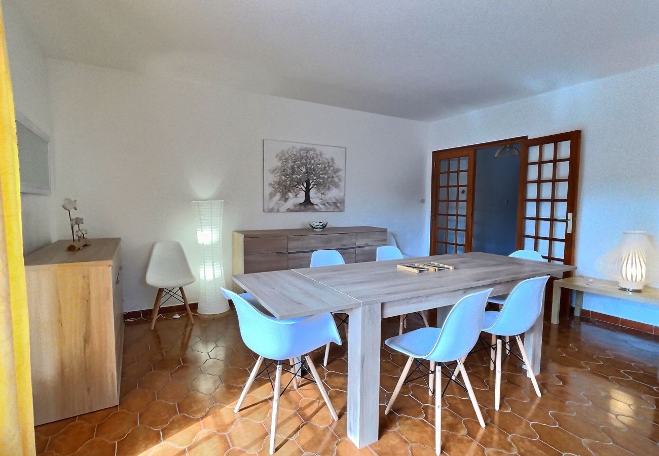 Maison à Beziers - Splendide maison pour 10 personnes avec piscine privée et grands espaces (ref 350914)