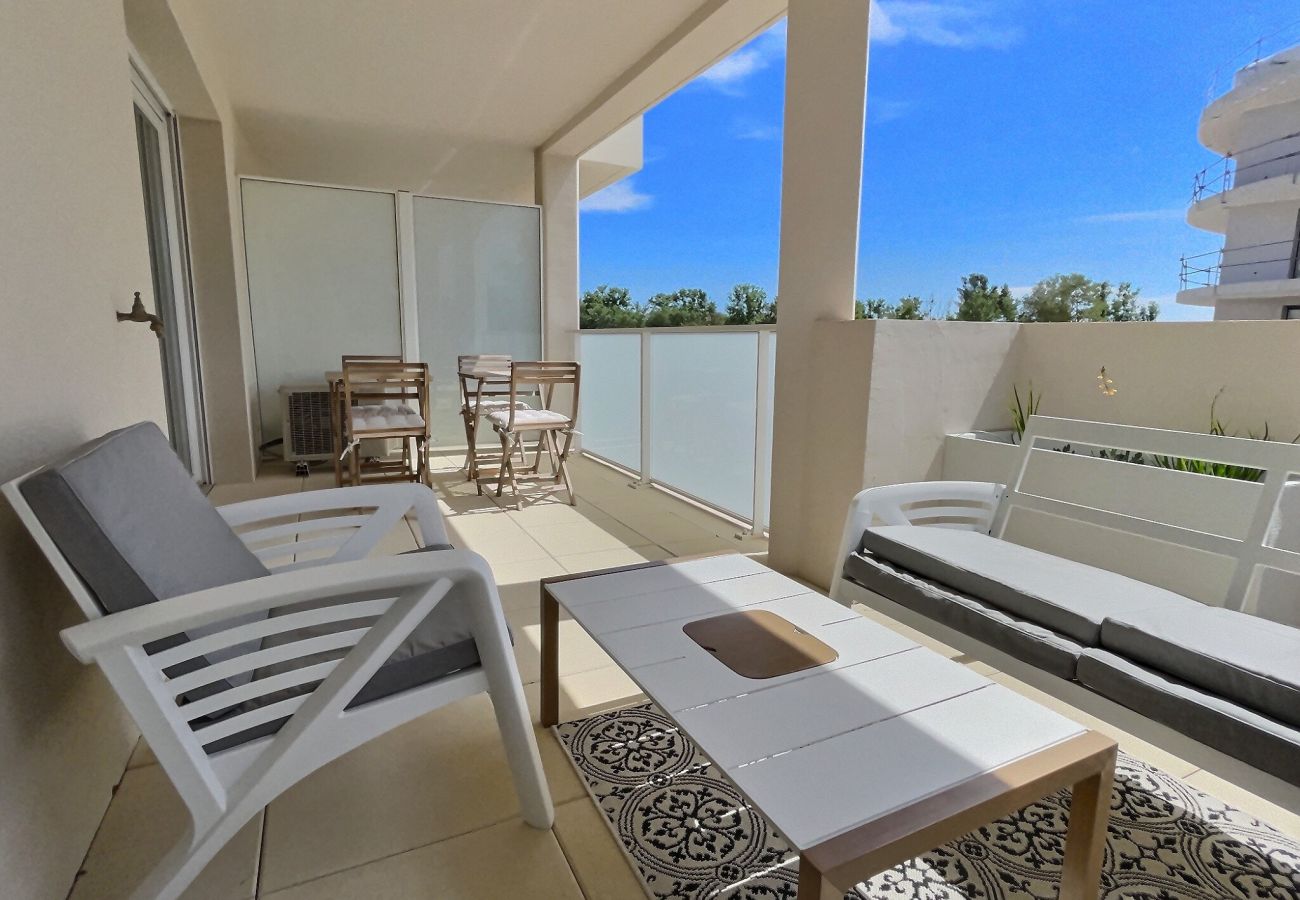 Appartement à Sérignan - LOGGIA VERDE -Appartement spacieux et lumineux dans une résidence à 450m de la mer. (ref 351177)