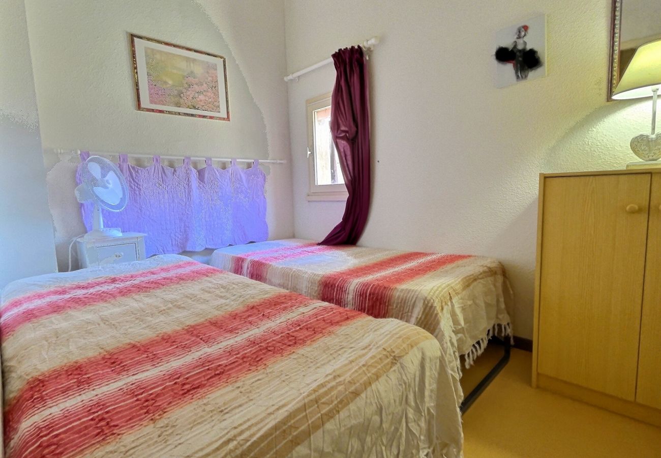 Maison mitoyenne à Valras-Plage - 200m de la plage : Petit pavillon  dans une résidence sécurisé (ref 351184)