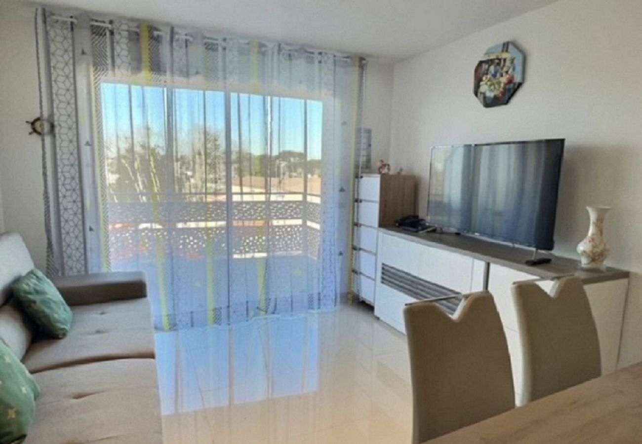 Appartement à Vias - A 150m de la plage - Coquet appartement pour 4 personnes (ref 362605)
