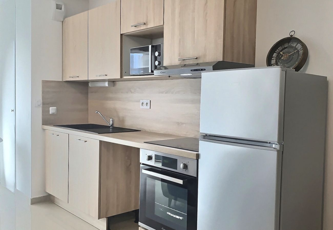 Appartement à Vias - Agréable appartement pour 4 personnes à 150m de la plage (ref 380091)