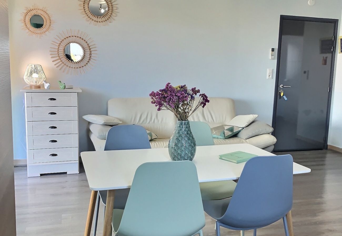 Appartement à Valras-Plage - Superbe appartement avec terrasse idéal pour 4 personnes (ref 383830)