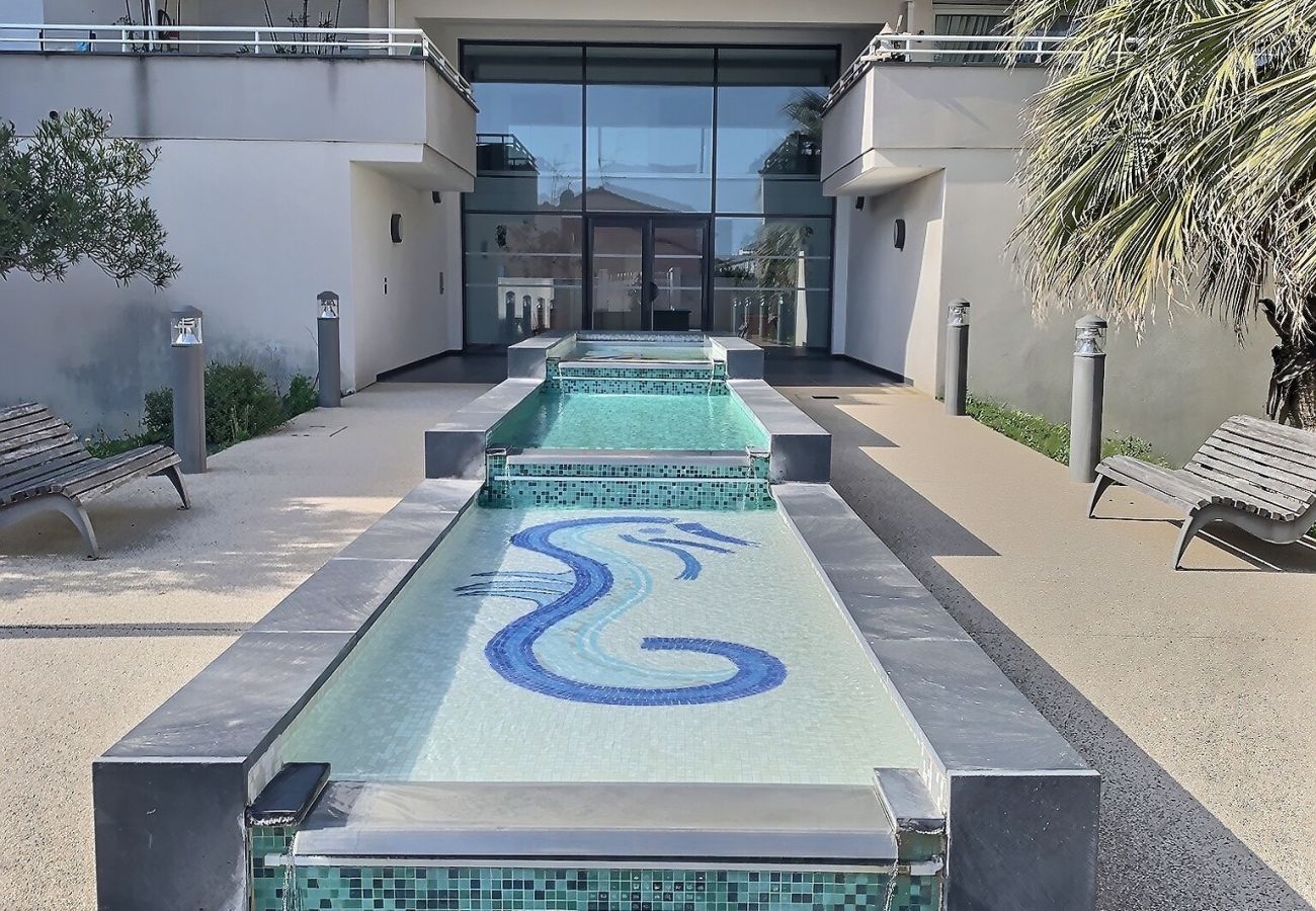 Appartement à Valras-Plage - Superbe appartement avec terrasse idéal pour 4 personnes (ref 383830)