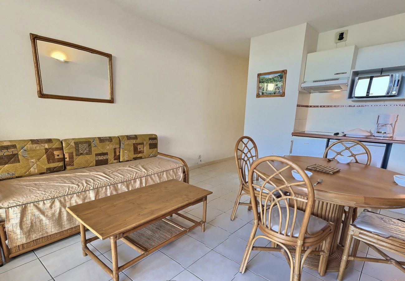 Appartement à Valras-Plage - A 50m de la plage, appartement pour 6 personnes avec terrasse (ref 388836)