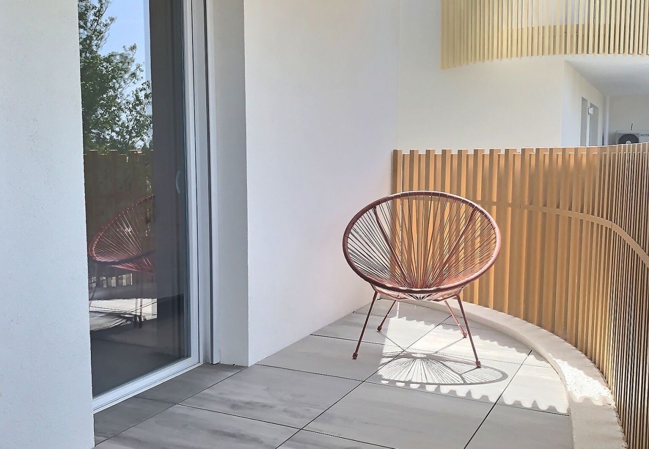 Appartement à Sérignan - 500m de la mer : Appartement moderne pour 6 personnes (ref390660)