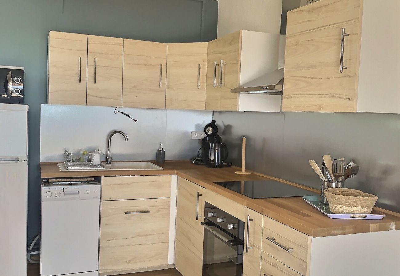 Appartement à Valras-Plage - FACE A LA MER : Coquet appartement pour 4 personnes (ref 388053)