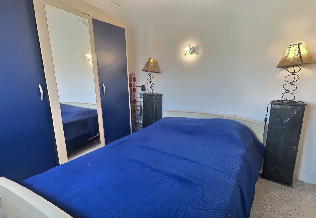 Appartement à Valras-Plage - Confortable appartement climatisé à 25m de la plage (ref 396866)
