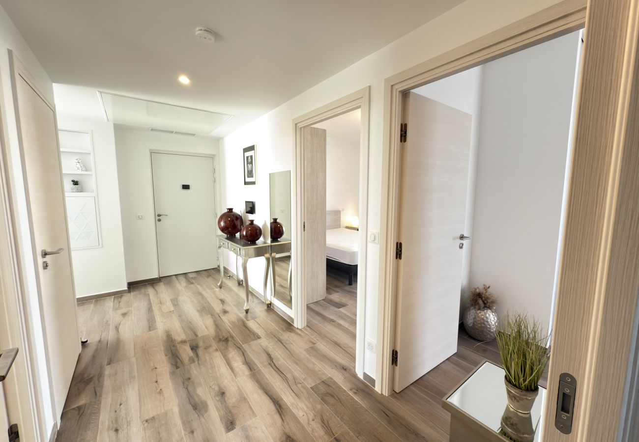 Appartement à Sérignan -  Appartement d’exception avec terrasse panoramique, jacuzzi & piscine – The Best Partner Immoplage by Valras'Loc