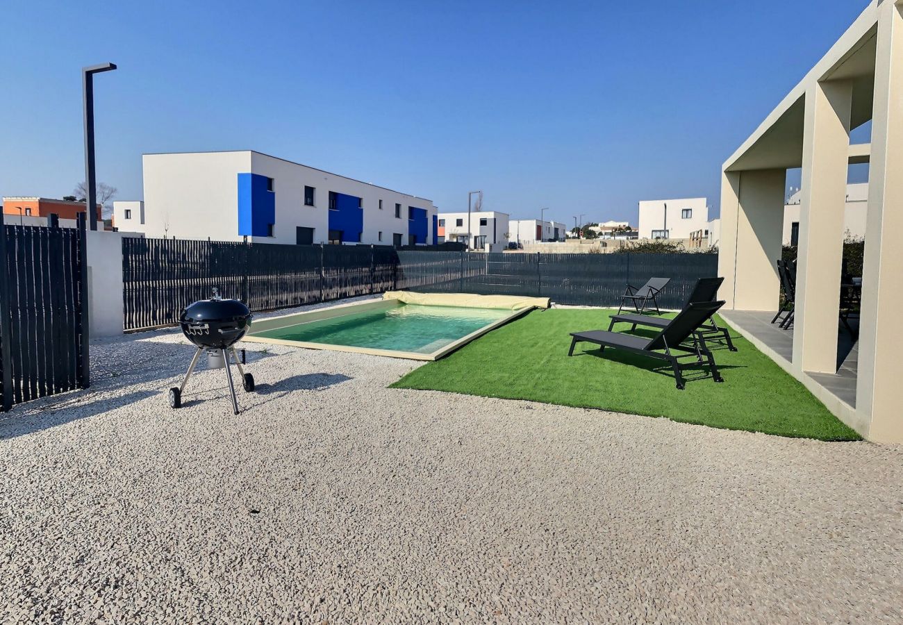 Maison à Sérignan - Agréable villa avec piscine privée et garage (ref 419747)