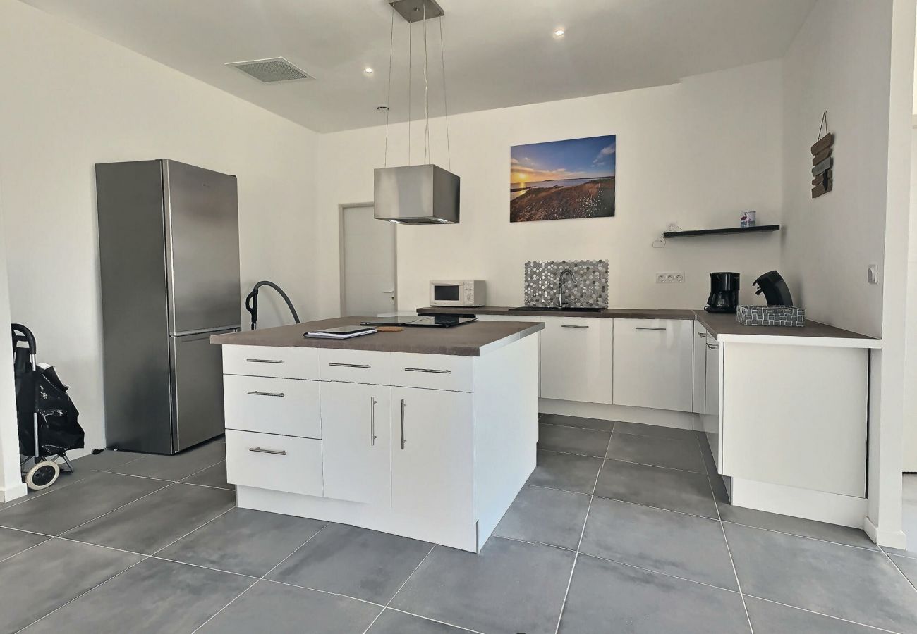Maison à Sérignan - Agréable villa avec piscine privée et garage (ref 419747)
