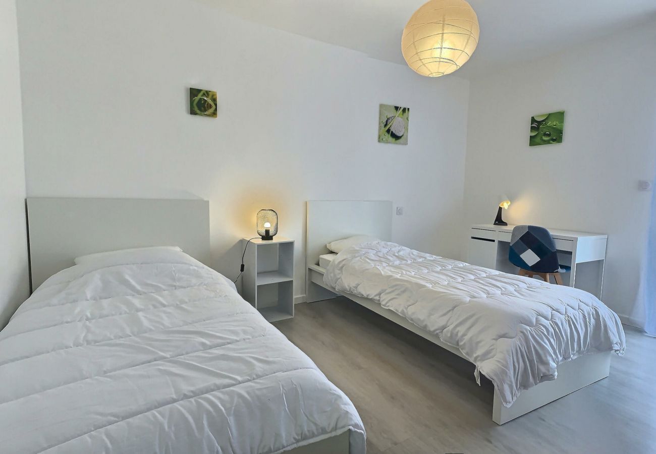 Maison à Sérignan - Agréable villa avec piscine privée et garage (ref 419747)