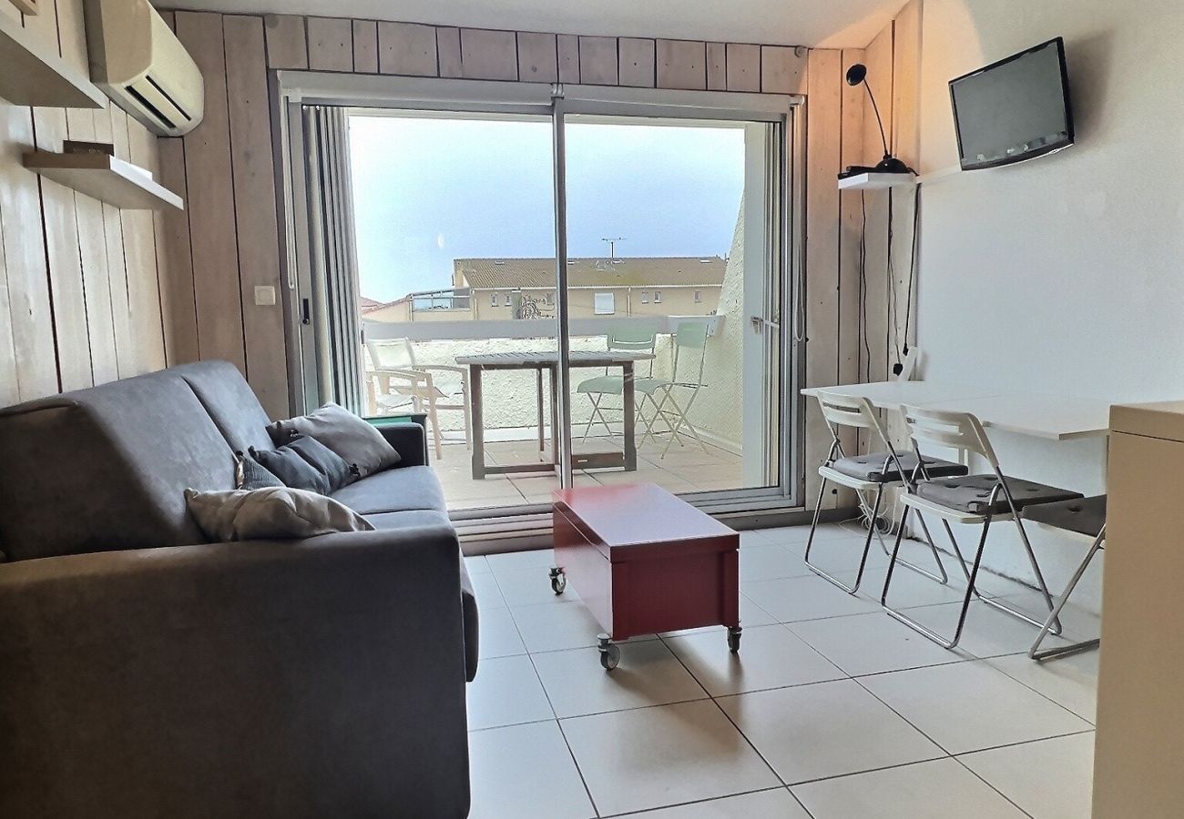 Appartement à Valras-Plage - Studio climatisé à 150m de la mer (ref : 421433)