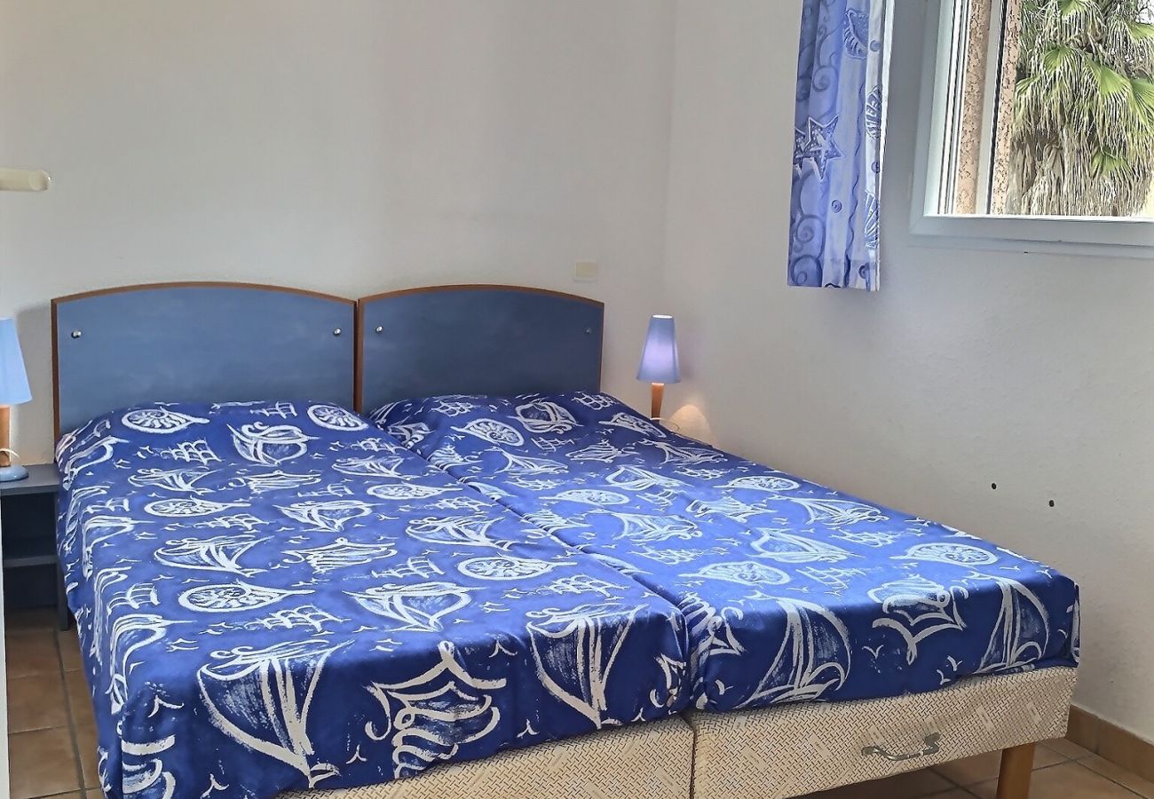 Appartement à Valras-Plage - Pavillon pour 6 personnes dans une résidence avec piscine (ref 425507)