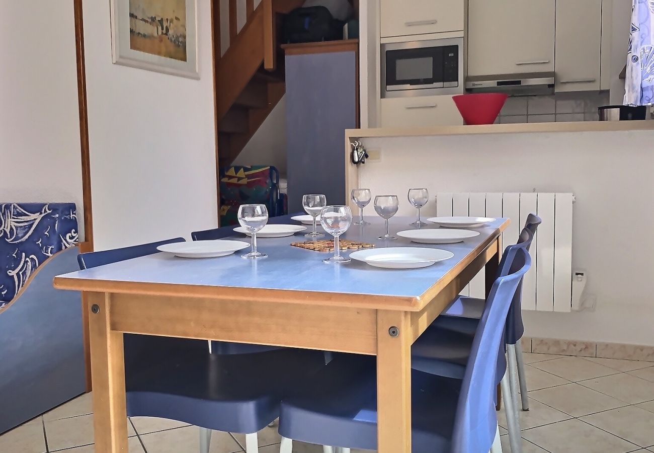 Appartement à Valras-Plage - Pavillon pour 6 personnes dans une résidence avec piscine (ref 425507)