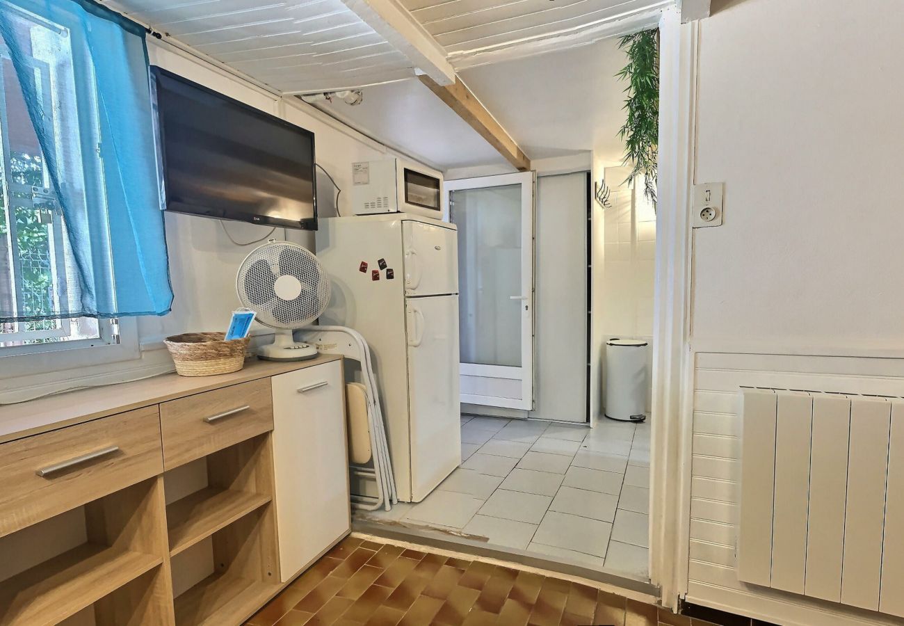 Studio à Valras-Plage - Studio cabine pour 4 personnes au centre-ville (ref 425348)