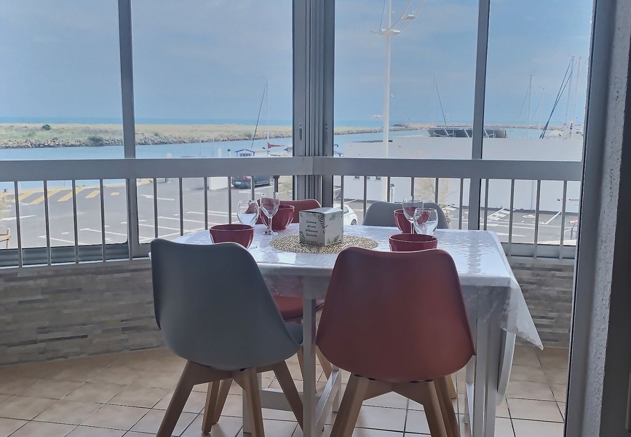 Studio à Valras-Plage - Lumineux studio pour 4 personnes au Port de Valras-Plage (ref 430606) 
