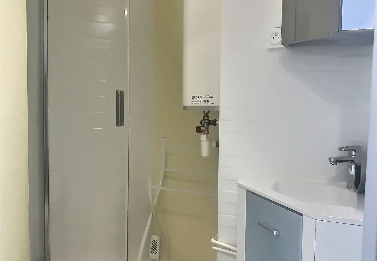Studio à Valras-Plage - Lumineux studio pour 4 personnes au Port de Valras-Plage (ref 430606) 