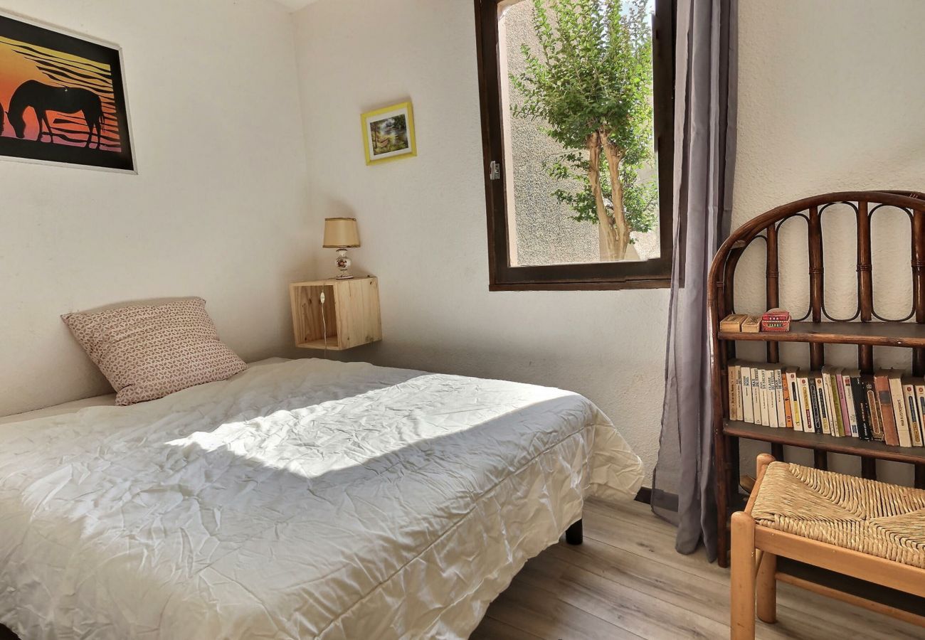 Maison à Valras-Plage -   300m de la plage : Petit pavillon avec terrasse (ref 431141)