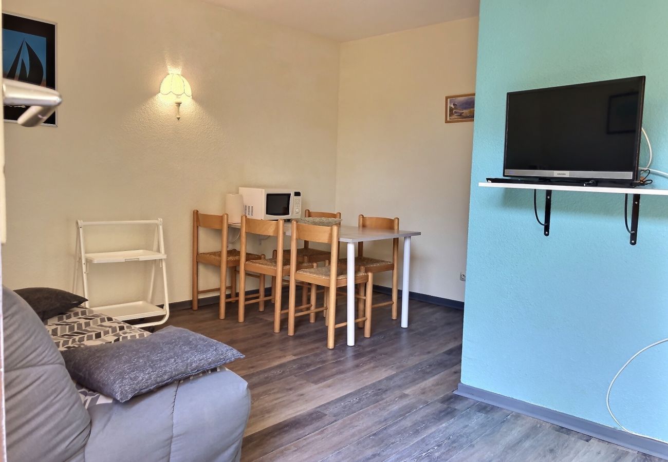 Maison à Valras-Plage -   300m de la plage : Petit pavillon avec terrasse (ref 431141)