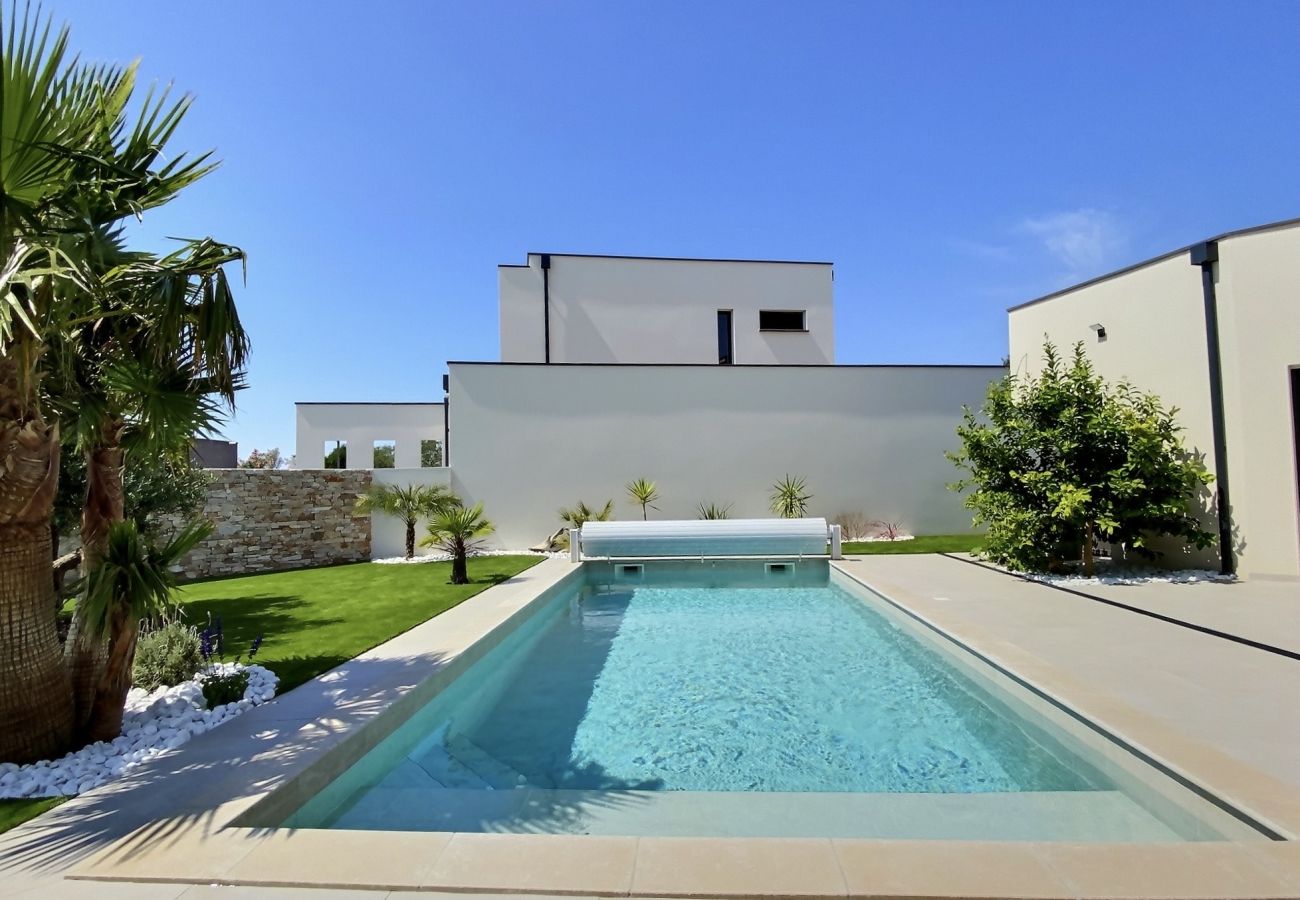 Villa à Sérignan - Magnifique villa climatisée avec piscine privée (ref 434729)