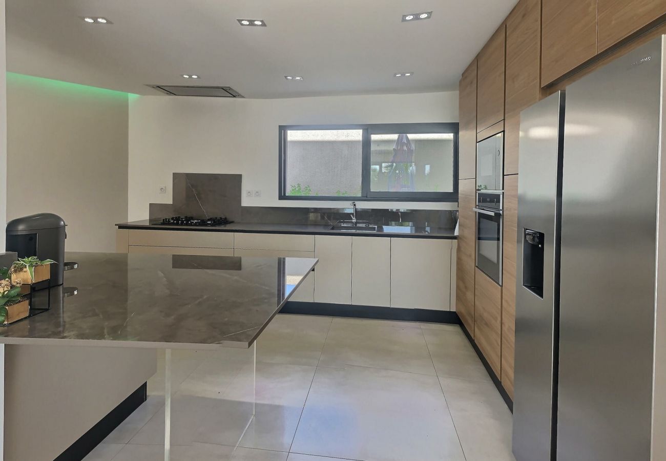 Villa à Sérignan - Magnifique villa climatisée avec piscine privée (ref 434729)