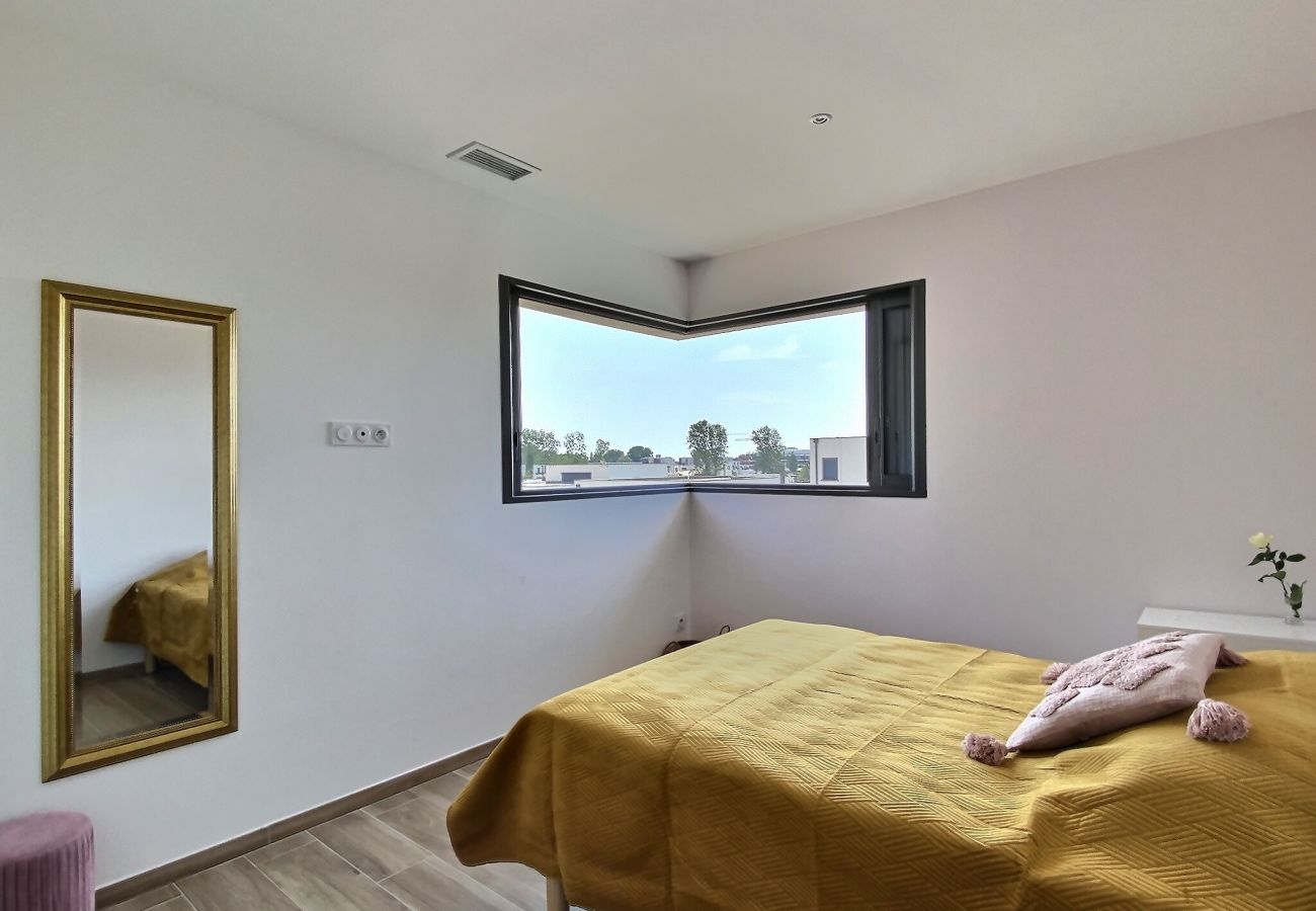 Villa à Sérignan - Magnifique villa climatisée avec piscine privée (ref 434729)