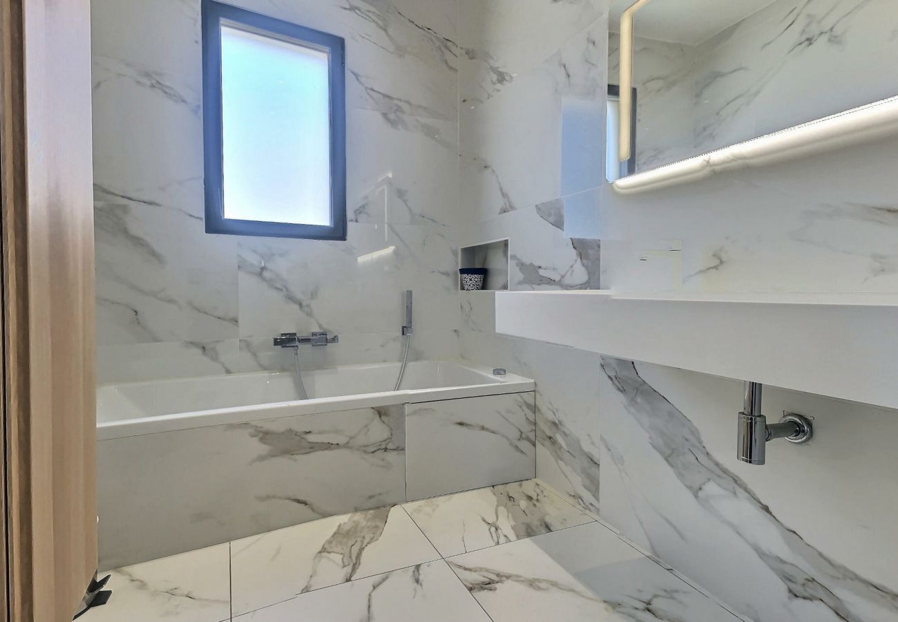 Villa à Sérignan - Magnifique villa climatisée avec piscine privée (ref 434729)
