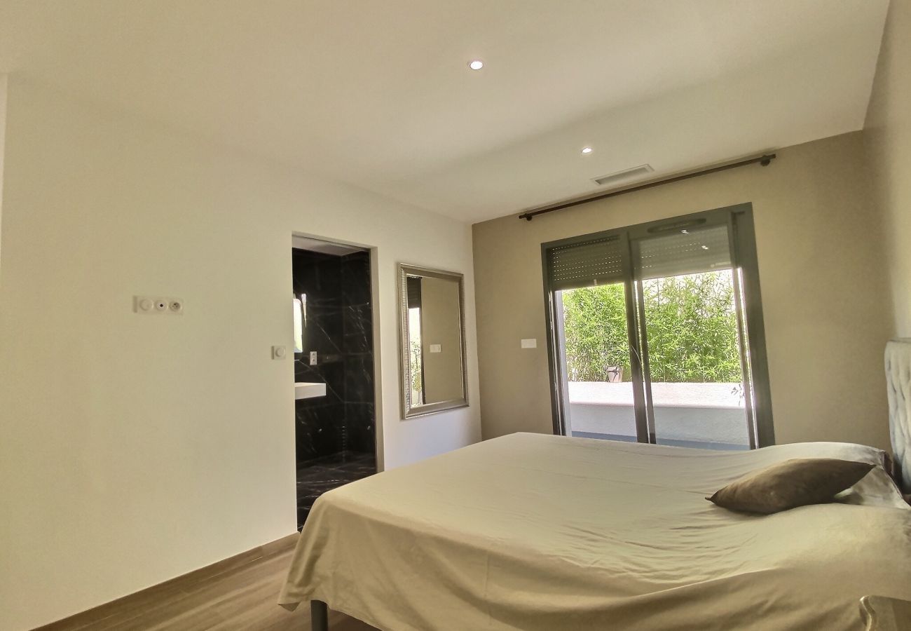 Villa à Sérignan - Magnifique villa climatisée avec piscine privée (ref 434729)