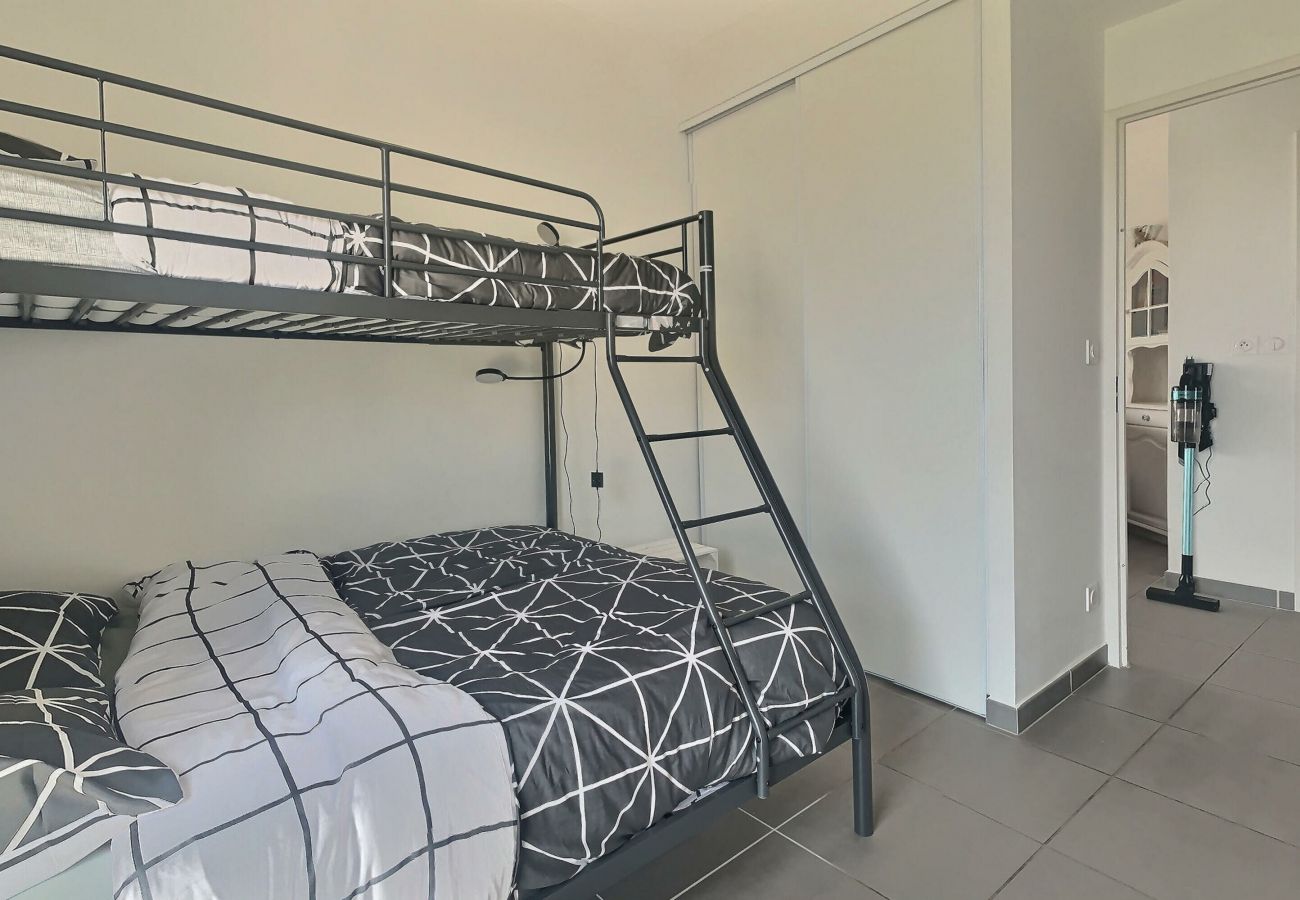 Appartement à Sérignan - Confortable appartement climatisé pour 7 personnes (ref 433810)