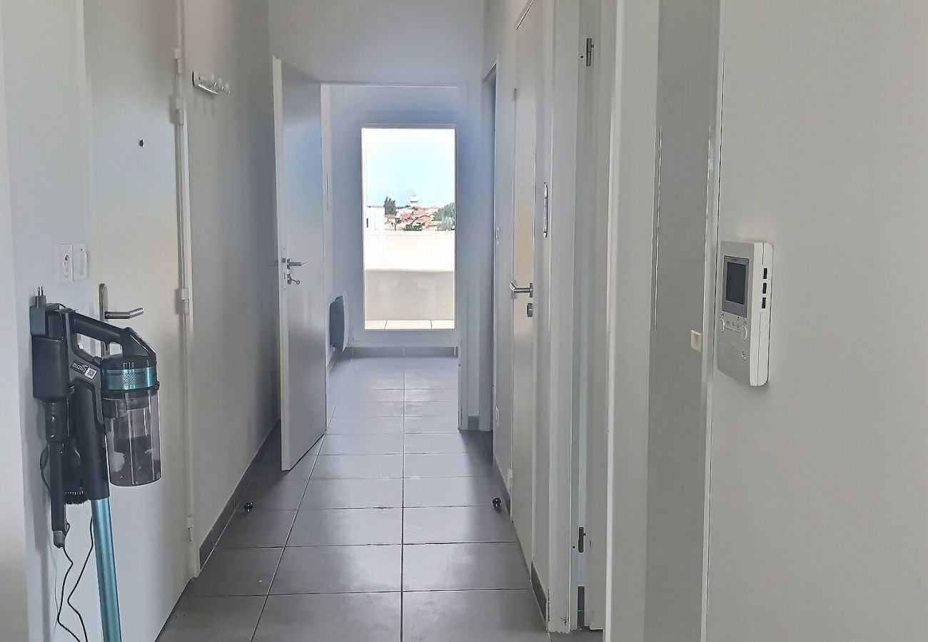 Appartement à Sérignan - Confortable appartement climatisé pour 7 personnes (ref 433810)