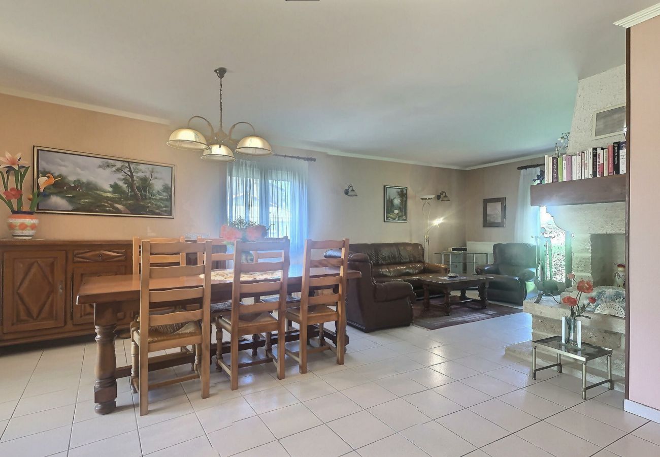 Maison à Valras-Plage - Maison climatisée pour 6 personnes 
